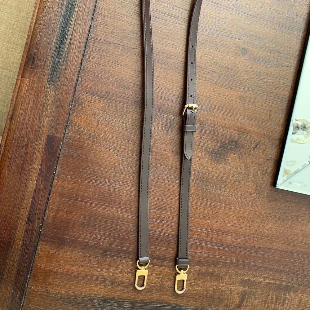 Authentic Louis Vuitton extendable strap